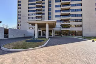 49 Briar Hollow Ln, Houston, TX 77027 - Photo 37