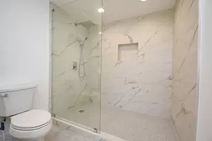 49 Briar Hollow Ln, Houston, TX 77027 - Photo 25