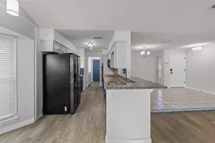 15803 Echo Hill Dr, Houston, TX 77059 - Photo 11