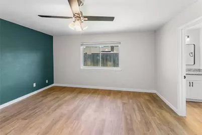 15803 Echo Hill Drive, Houston, TX 77059 - Photo 23