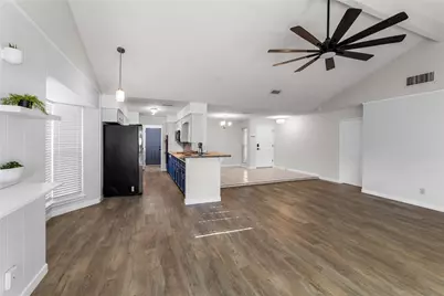 15803 Echo Hill Drive, Houston, TX 77059 - Photo 9