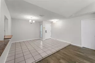 15803 Echo Hill Dr, Houston, TX 77059 - Photo 21