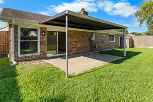 15803 Echo Hill Dr, Houston, TX 77059 - Photo 5