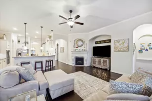 6615 Cottonwood Crest Ln, Katy, TX 77493 - Photo 7