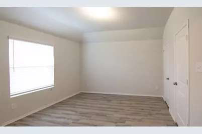 910 Dancing Sun Court, Baytown, TX 77521 - Photo 7