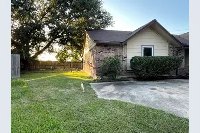 6619 Foxfern Street, Houston, TX 77049 - Photo 5