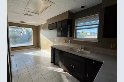 6619 Foxfern Street, Houston, TX 77049 - Photo 15