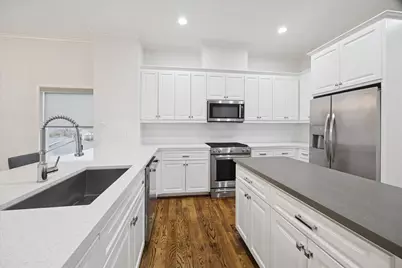 1630 W 24th Street, Houston, TX 77008 - Photo 5