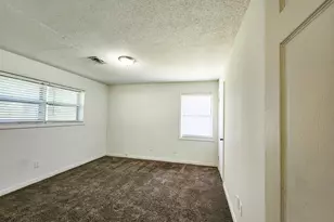 1307 Dwinnell St, Baytown, TX 77520 - Photo 25