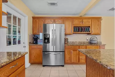 223 E Forest Avenue, Shoreacres, TX 77571 - Photo 7