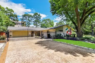 9770 Tappenbeck Dr, Houston, TX 77055 - Photo 1