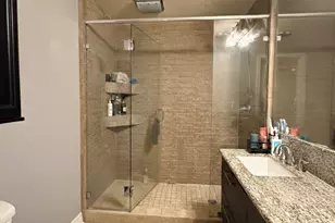 9770 Tappenbeck Dr, Houston, TX 77055 - Photo 11