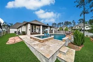 305 Mallory Ct, Montgomery, TX 77316 - Photo 35