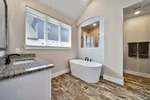 305 Mallory Ct, Montgomery, TX 77316 - Photo 19