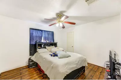 10815 Sageyork Drive, Houston, TX 77089 - Photo 15