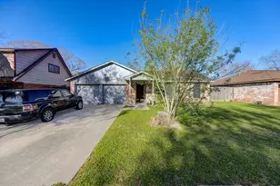 10815 Sageyork Dr, Houston, TX 77089 - Photo 1