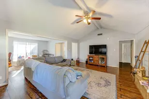 10815 Sageyork Dr, Houston, TX 77089 - Photo 11