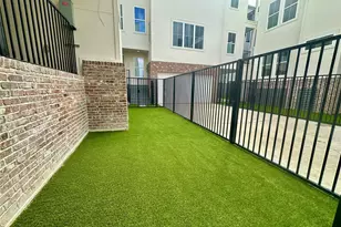 1138 W 16th St, Houston, TX 77008 - Photo 3