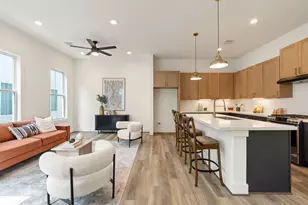 1138 W 16th St, Houston, TX 77008 - Photo 1