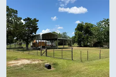 194 Meadowlark S, Palacios, TX 77465 - Photo 3