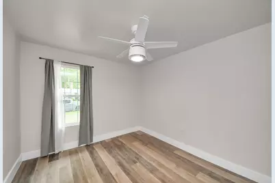 5903 Belneath Street #A, Houston, TX 77033 - Photo 17