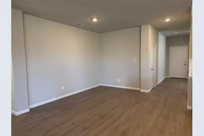 1011 Legrand Street, Brenham, TX 77833 - Photo 3