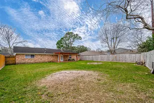 5806 Cartagena St, Houston, TX 77035 - Photo 31
