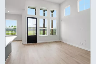 9214 Fort George Street, Houston, TX 77063 - Photo 9
