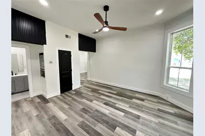 2001 29th Street #Down, Galveston, TX 77550 - Photo 5