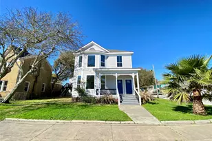 2001 29th St, Galveston, TX 77550 - Photo 1