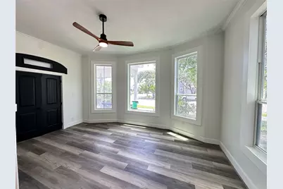 2001 29th Street #Down, Galveston, TX 77550 - Photo 9