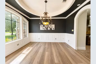 4447 Chateau Creek Way, Spring, TX 77386 - Photo 11