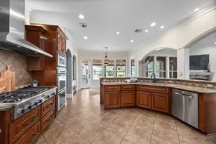 4447 Chateau Creek Way, Spring, TX 77386 - Photo 15
