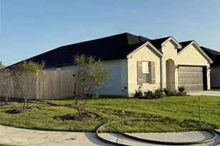 1414 Splashing Wave Dr, Iowa Colony, TX 77583 - Photo 3