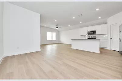 1414 Splashing Wave Dr, Iowa Colony, TX 77583 - Photo 15