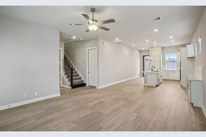 3122 Quiet Sunset Drive, Houston, TX 77080 - Photo 3