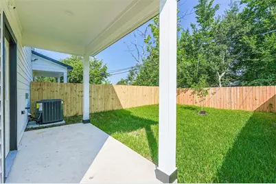 5317 Chennault Road #A, Houston, TX 77033 - Photo 11