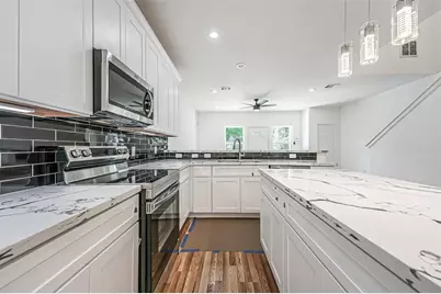 5317 Chennault Road #A, Houston, TX 77033 - Photo 3