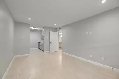 2250 Bering Drive #1O4, Houston, TX 77057 - Photo 7