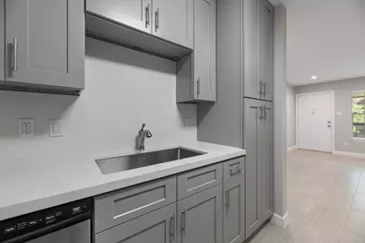 2250 Bering Drive #1O4, Houston, TX 77057 - Photo 3