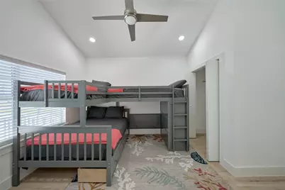 7117 Delesandri Drive, Hitchcock, TX 77563 - Photo 19