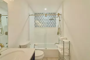 7117 Delesandri Dr, Hitchcock, TX 77563 - Photo 23