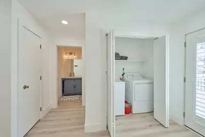7117 Delesandri Drive, Hitchcock, TX 77563 - Photo 21