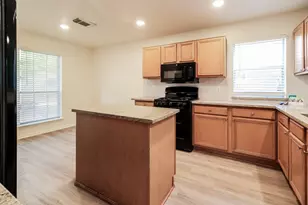 5742 Forest Timbers Dr, Humble, TX 77346 - Photo 9