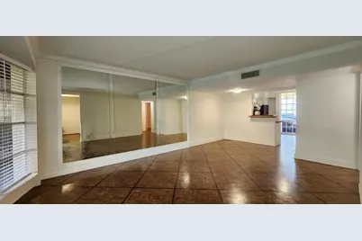2727 Briarhurst Drive #1, Houston, TX 77057 - Photo 5