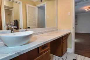 2727 Briarhurst Dr, Houston, TX 77057 - Photo 19