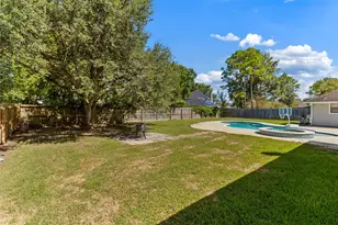 55 Silver Lace Ct, Lake Jackson, TX 77566 - Photo 31