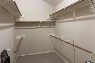 1903 Manor Dr, Baytown, TX 77521 - Photo 9