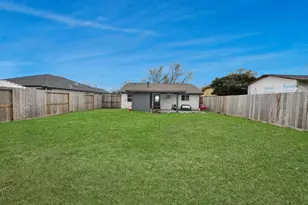 834 Ellington St, Houston, TX 77088 - Photo 31