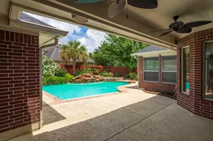 12406 Santiago Cove Ln, Houston, TX 77041 - Photo 33